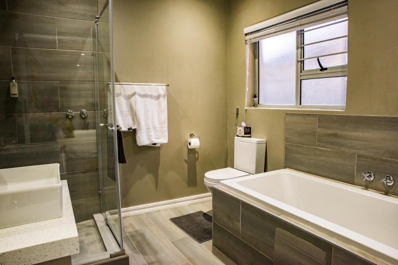 Vanilla Guesthouse Йоганнесбурґ Екстер'єр фото
